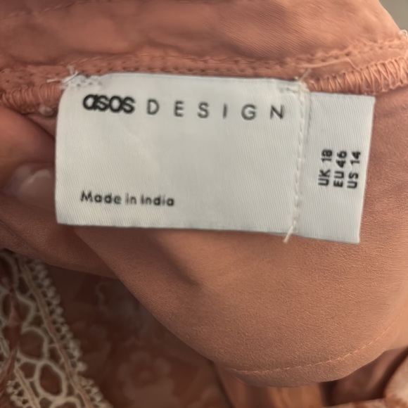 ASOS lace insert mini dress ruffle detail
& button through- pink floral size 14 - Picture 12 of 13